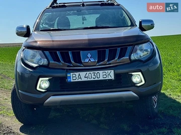 Авто Mitsubishi L 200 2017 № 8831908