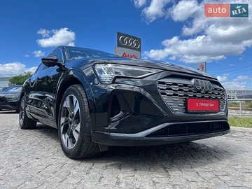 Авто Audi Q8 E-Tron 2023 № 8831925