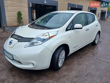 Авто Nissan Leaf 2012 № 8832147