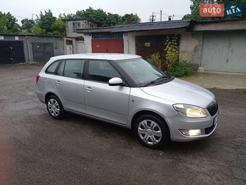 Авто Skoda Fabia 2013 № 8832154
