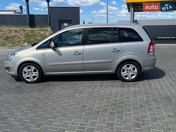 Авто Opel Zafira 2011 № 8832242