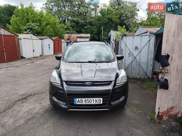 Авто Ford Escape 2016 № 8832343