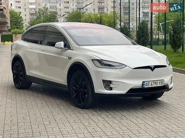Авто Tesla Model X 2017 № 8832389