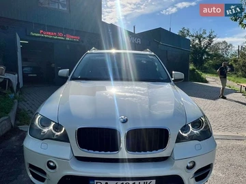 Авто BMW X5 2012 № 8832397