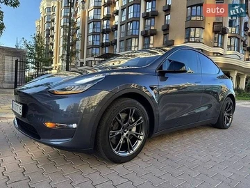 Авто Tesla Model Y 2020 № 8832466