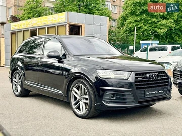 Авто Audi Q7 2018 № 8832575