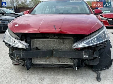 Авто Hyundai Elantra 2019 № 8832843