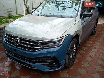 Авто Volkswagen Tiguan 2023 № 8833113