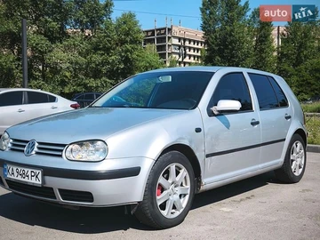 Авто Volkswagen Golf 2003 № 8833451