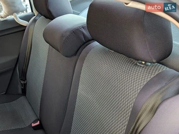 Авто Volkswagen Polo 2004 № 8833509