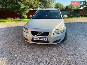 Авто Volvo V50 2011 № 8833917