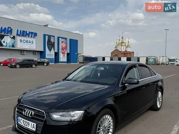 Авто Audi A4 2013 № 8834679