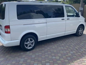 Авто Volkswagen Transporter 2011 № 8834725