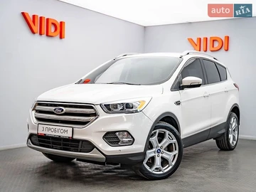 Авто Ford Escape 2019 № 8834845