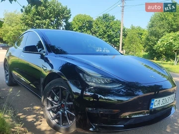 Авто Tesla Model 3 2019 № 8835038