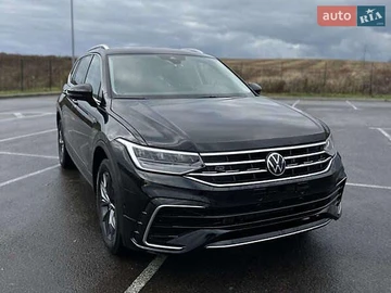 Авто Volkswagen Tiguan 2022 № 8835209