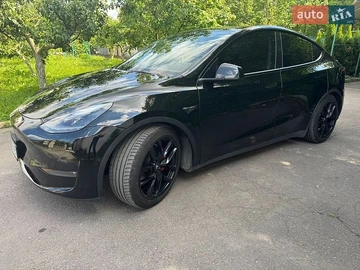 Авто Tesla Model Y 2022 № 8835359