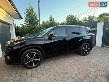 Авто Toyota Highlander 2021 № 8835899