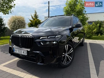 Авто BMW X7 2023 № 8835914