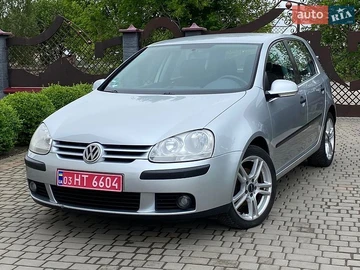 Авто Volkswagen Golf 2004 № 8836404