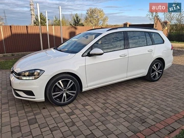 Авто Volkswagen Golf 2017 № 8836482