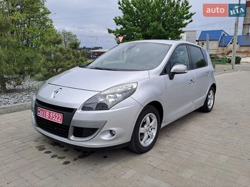 Авто Renault Scenic 2010 № 8837008