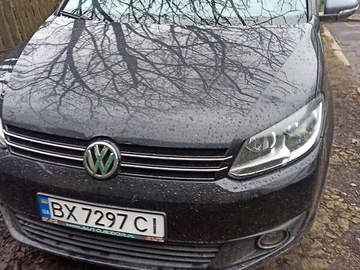 Авто Volkswagen Touran 2011 № 8837057