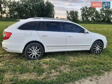 Авто Skoda Superb 2012 № 8837246