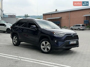 Авто Toyota Rav4 2021 № 8837347