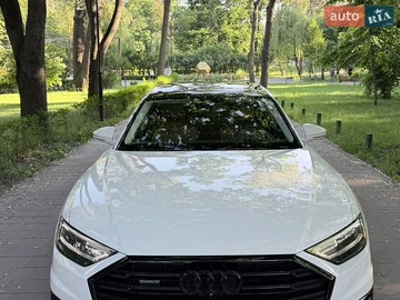 Авто Audi A8 2018 № 8837357