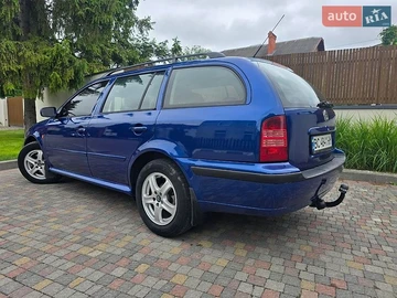 Авто Skoda Octavia 2000 № 8837450