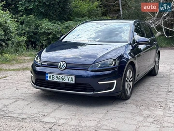 Авто Volkswagen E-Golf 2014 № 8837568