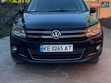 Авто Volkswagen Tiguan 2015 № 8837592