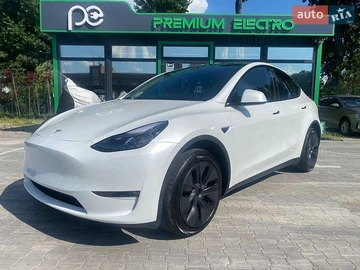 Авто Tesla Model Y 2024 № 8837796