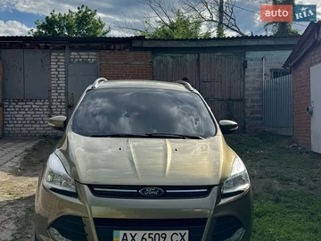 Авто Ford Kuga 2013 № 8838029