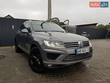 Авто Volkswagen Touareg 2017 № 8838217
