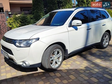 Авто Mitsubishi Outlander 2013 № 8838490