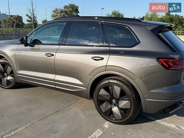 Авто Volkswagen Touareg 2026 № 8838843