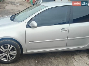 Авто Volkswagen Golf 2007 № 8839051