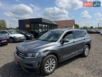 Авто Volkswagen Tiguan 2018 № 8839193