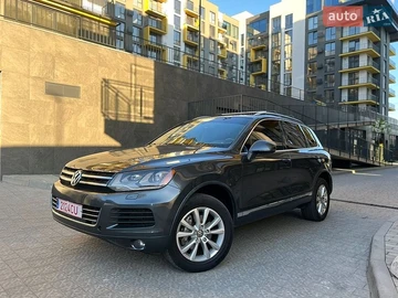 Авто Volkswagen Touareg 2014 № 8839379