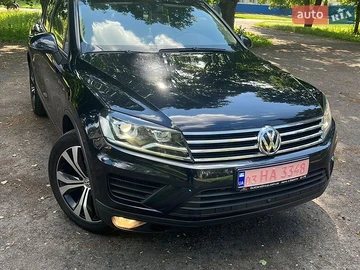Авто Volkswagen Touareg 2016 № 8839412