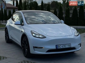 Авто Tesla Model Y 2022 № 8839499