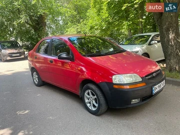 Авто Chevrolet Aveo 2005 № 8839595
