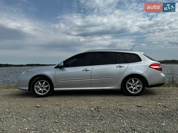Авто Renault Laguna 2008 № 8839801