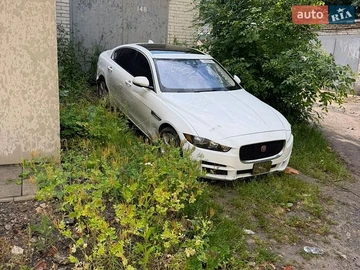 Авто Jaguar Xe 2017 № 8839831