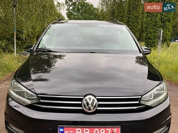 Авто Volkswagen Touran 2017 № 8840087