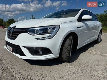 Авто Renault Megane 2019 № 8840108