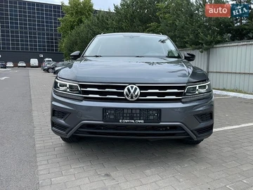Авто Volkswagen Tiguan 2021 № 8840198