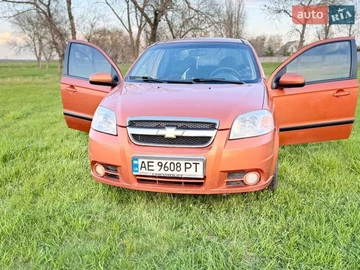 Авто Chevrolet Aveo 2008 № 8840309